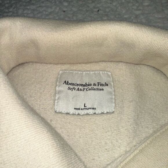 Abercrombie and Fitch Women’s Cream Beige Half Zip Sweatshirt Size Large - Picture 10 of 13